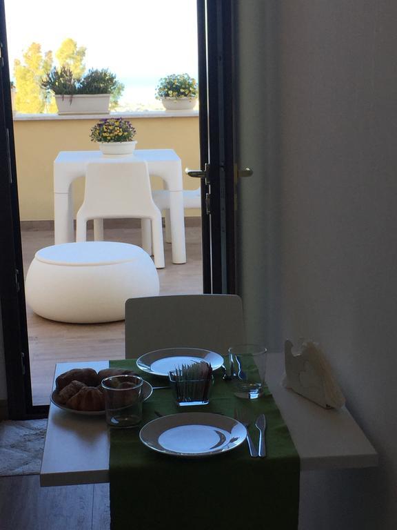 Dimora Del Viale Bed & Breakfast อากริเจนโต ภายนอก รูปภาพ